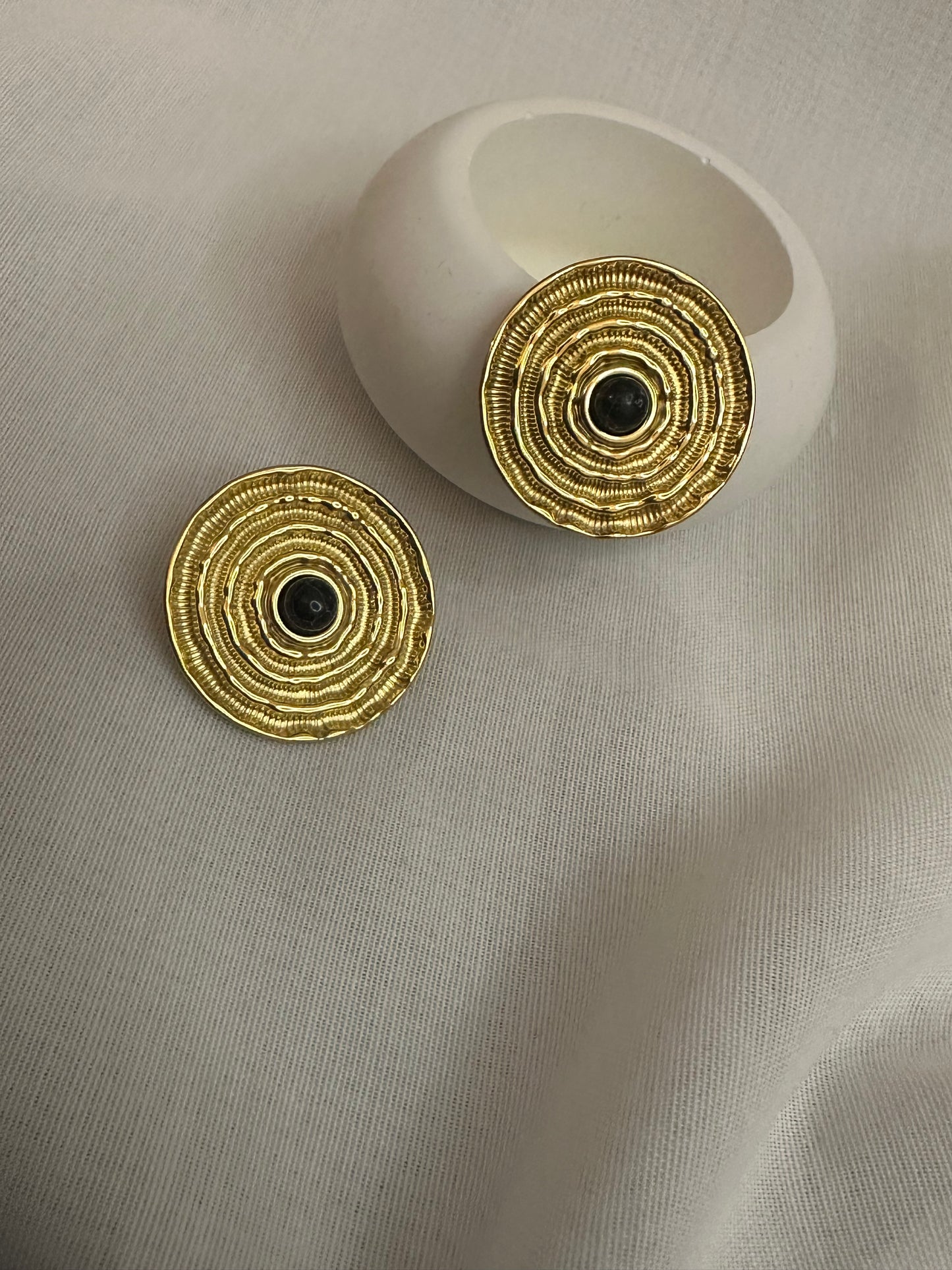 Aurum black