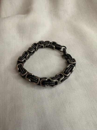Onyx Gear