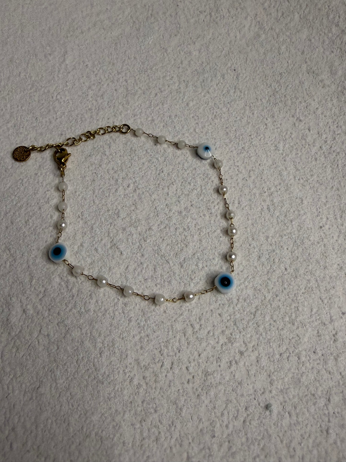 Eye pearl