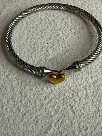 Twist heart