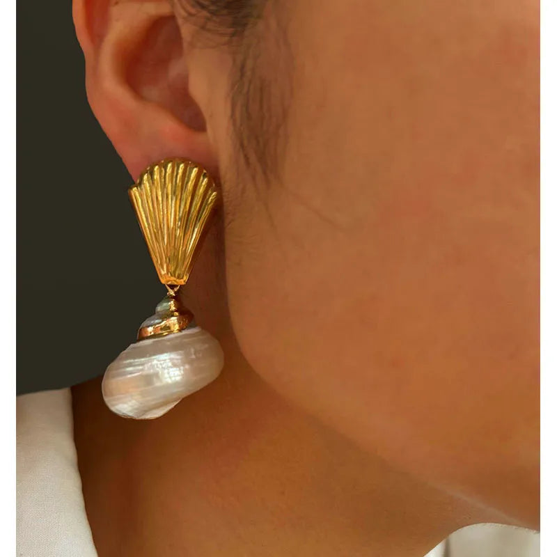 Seashell glow